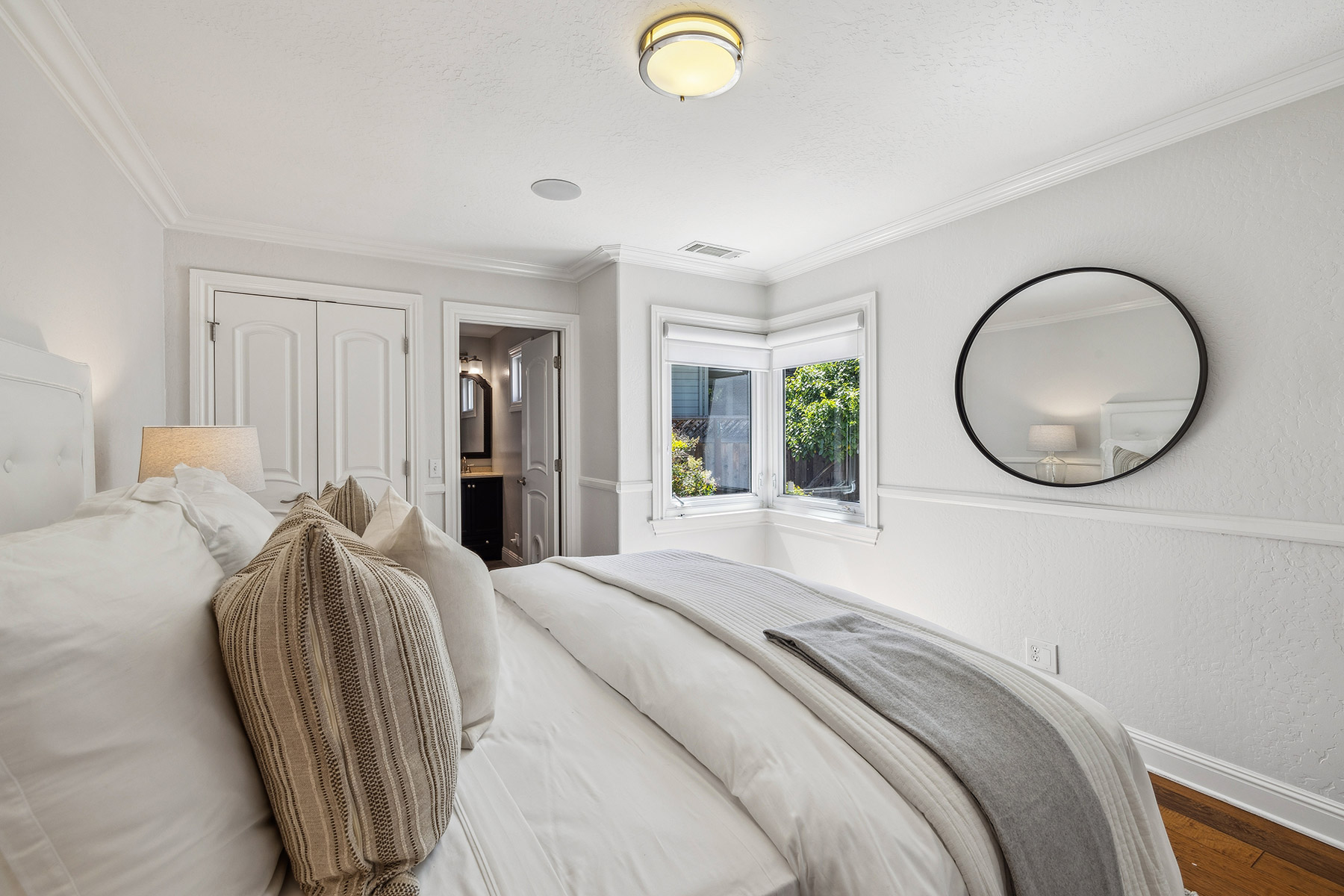 2628-brewster-avenue.79932.p2k.029